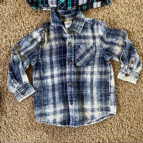 Infant Button Down Shirt Bundle size 18 months - Picture 4 of 5